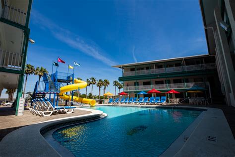 Cleanliness 2. . The sandpiper beacon beach resort prices